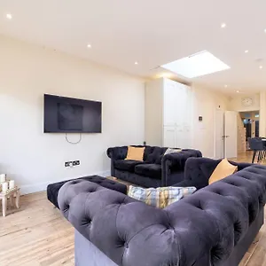 villa-south-park.cambridgehotelsuk.com/