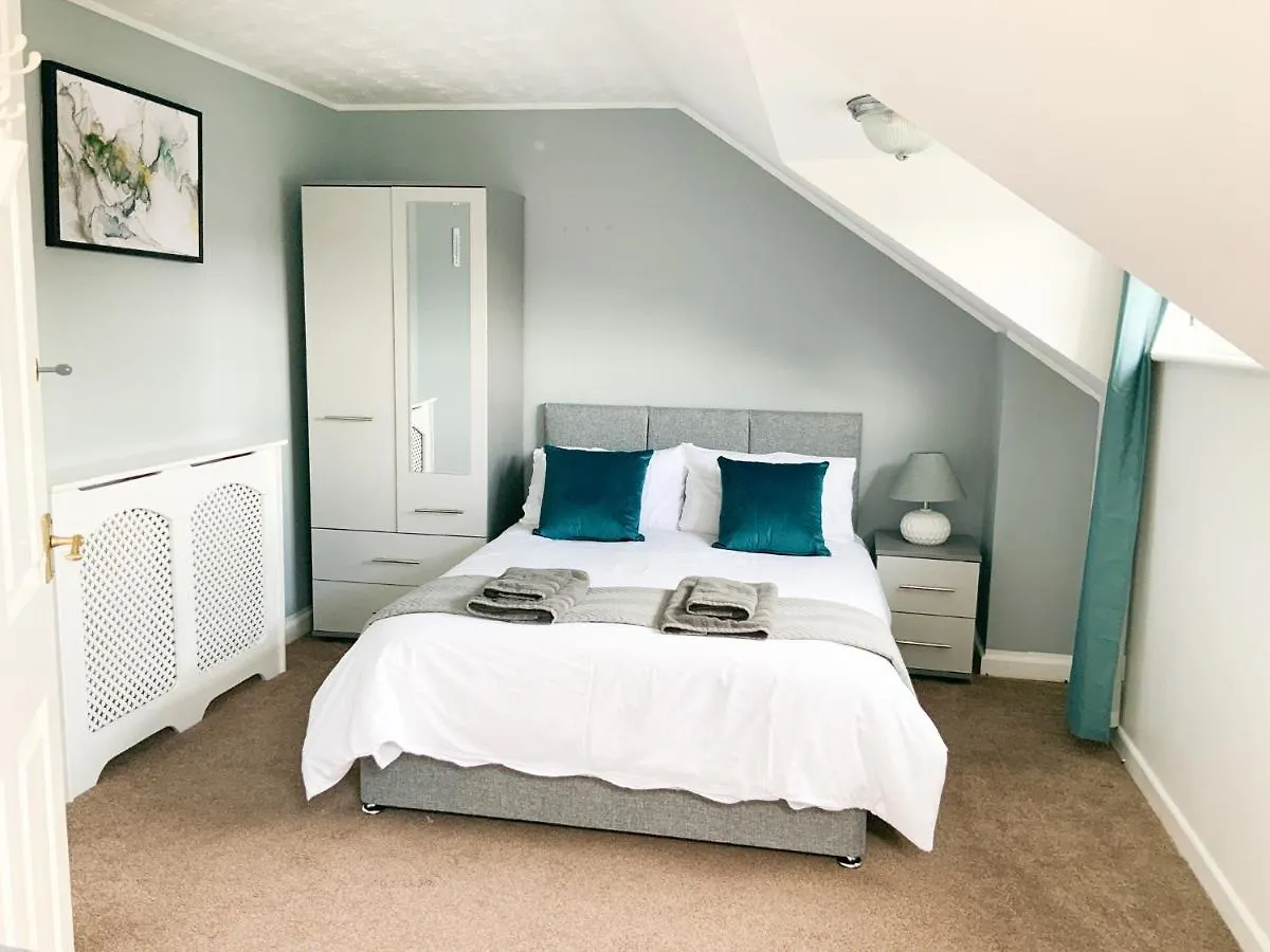 Thornbury House Villa Southampton Holiday home
