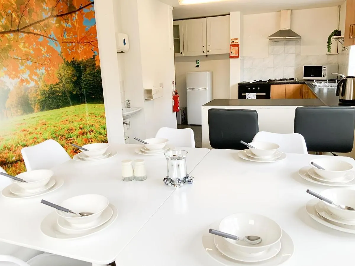 Thornbury House Villa Southampton