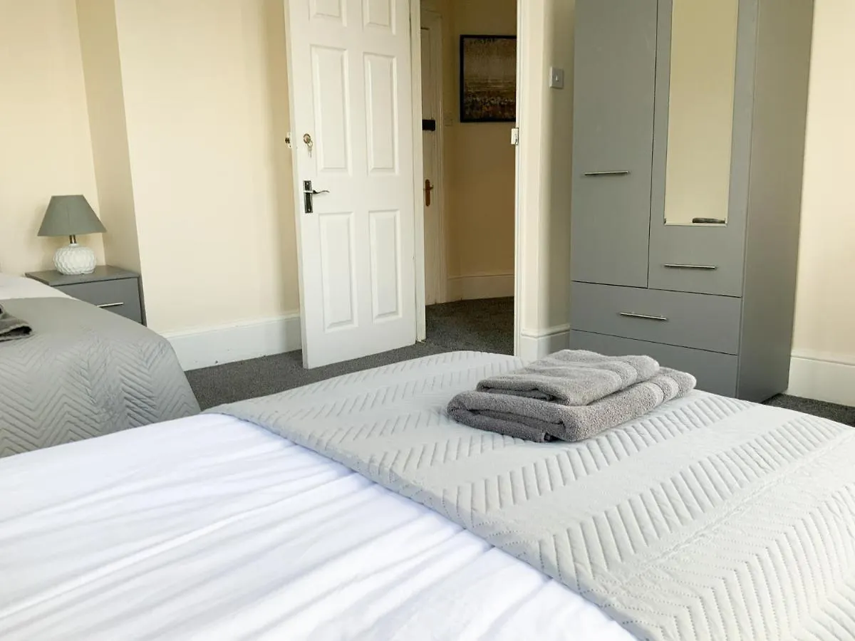 Thornbury House Villa Southampton United Kingdom