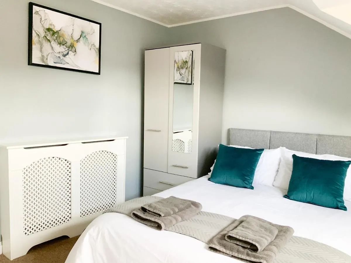 Thornbury House Villa Southampton Holiday home